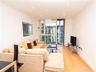 Times Square Serviced Apartments London Exterior photo
