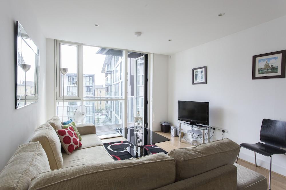 Times Square Serviced Apartments London Exterior photo